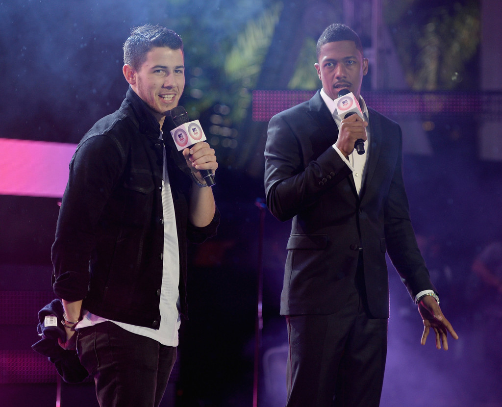 Nick Isn’t Short On Dazzle as MTV 2014 EMA Kick-Off Host